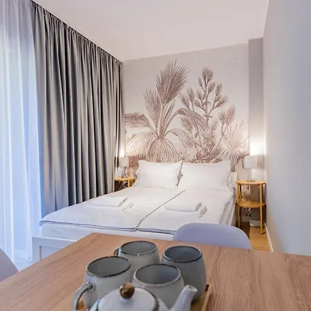 Aparthotel I Deluxe Polnocna Przystan 3*